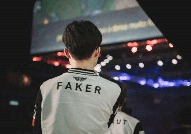 LECW5D1综述：FNC G2强势依旧 AST爆冷击败RGE