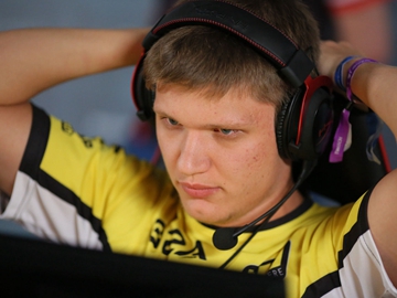 水晶哥：我真想进步，但没能力进步，给我自己都打恶心了