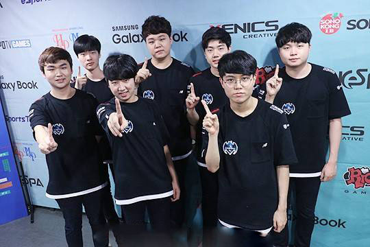 【LPL夏季赛】云开雾散，RNG 2-0 RW迎来夏季赛首胜