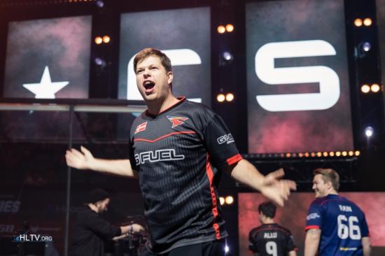 SAW 击败 3DMAX 战队，晋级 PGL Cluj-Napoca 2025 的季后赛