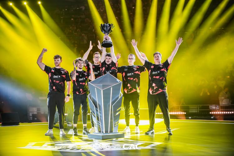 武汉eStarPro人员变动公告： wuming , xiaohan , Lanjue和Fengjie被暂停